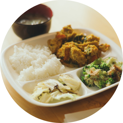 送迎・手作りの昼食